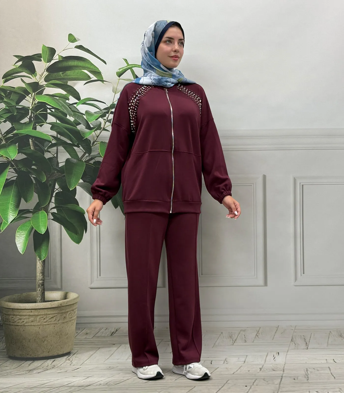 boncuk-detaylı-takim-bordo-2