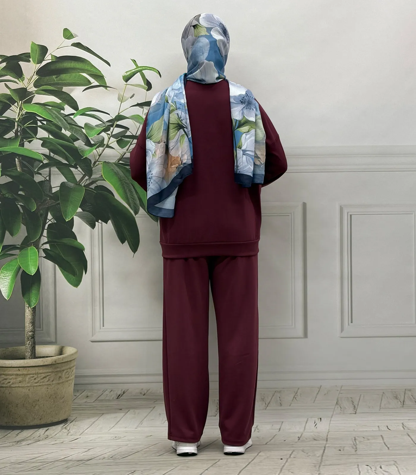 boncuk-detaylı-takim-bordo-4