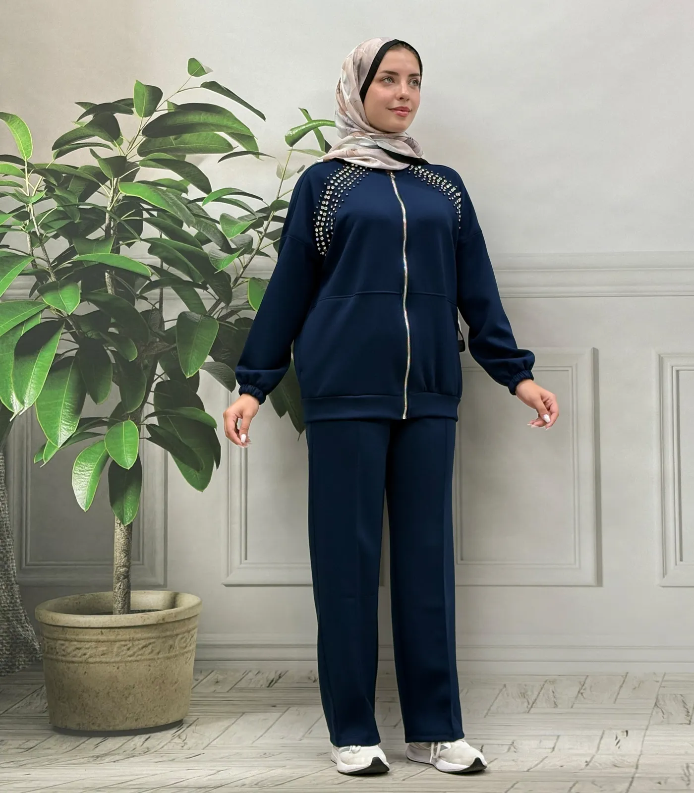 boncuk-detaylı-takim-lacivert-6